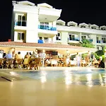 Verona Ξενοδοχείο με διαμερίσματα 3*