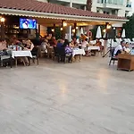 Ξενοδοχείο με διαμερίσματα Verona Μαρμαρίς