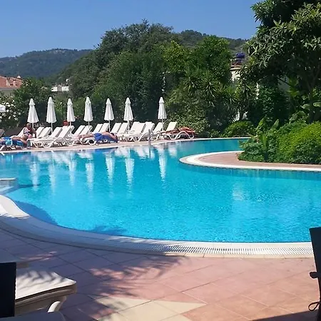 Verona Aparthotel 3*