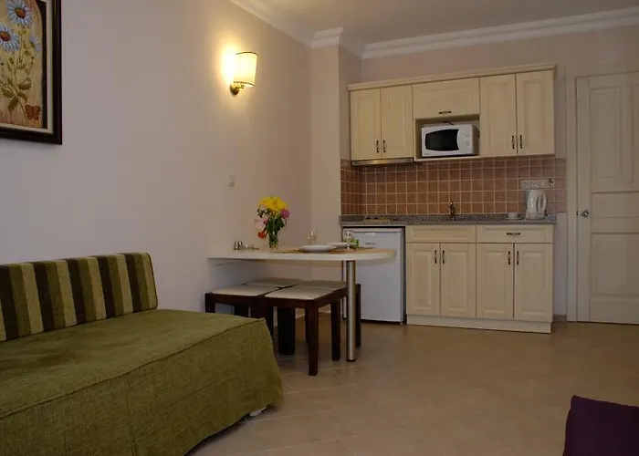 Verona Aparthotel 3*